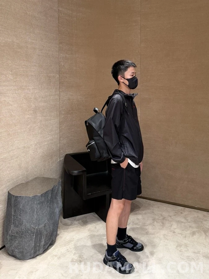 버버리 버버리 하트 기사 로고 나일론 후드 집업 상세 이미지