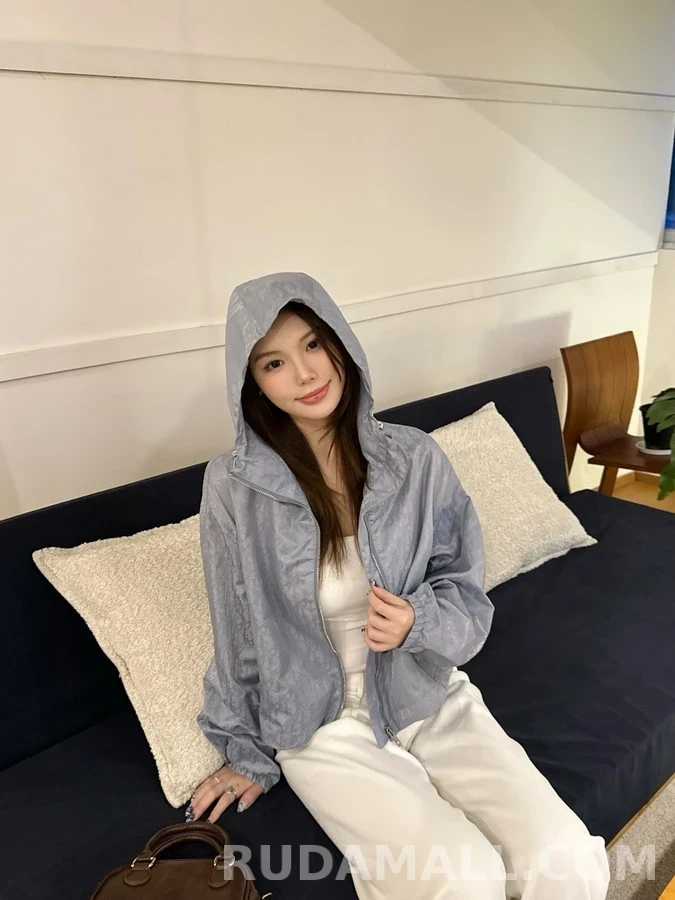 디올 디올 오블리크 크롭 후드 집업 상세 이미지
