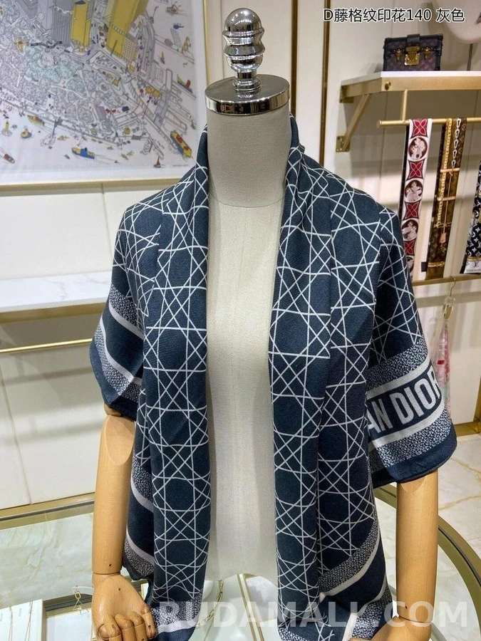 디올 디올 까나쥬 90 스퀘어 스카프 상세 이미지
