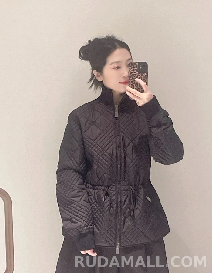 버버리 버버리 다이아몬드 퀼팅 스탠드넥 드로스트링 자켓 상세 이미지