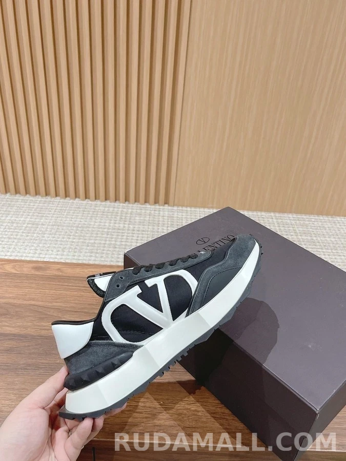 발렌티노 발렌티노 브이로고 러너 스니커즈 상세 이미지