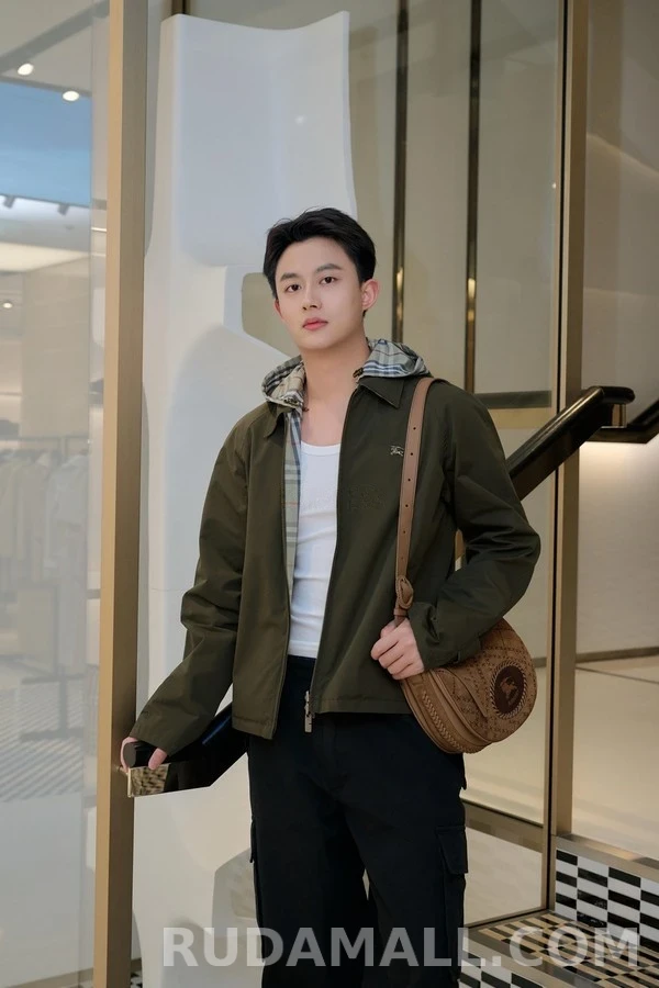 버버리 버버리 후드 로고 코튼 자켓 상세 이미지