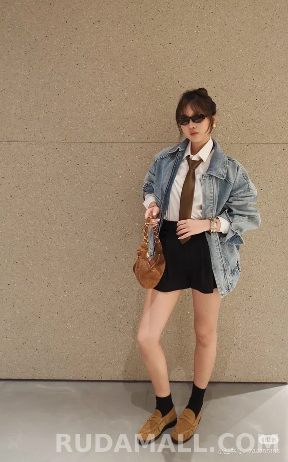 생로랑 세인트로랑 레트로 워싱 데님 자켓 상세 이미지