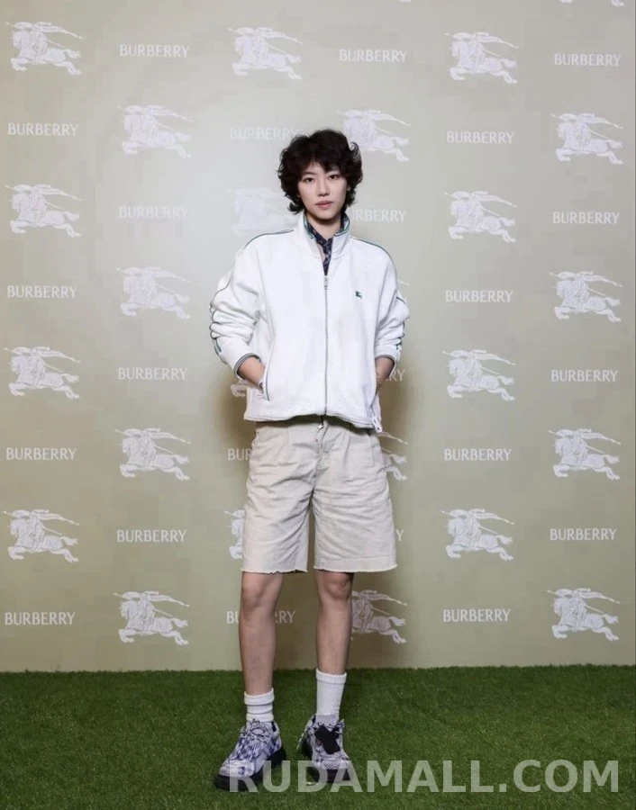버버리 버버리 파이핑 테니스 자켓 상세 이미지