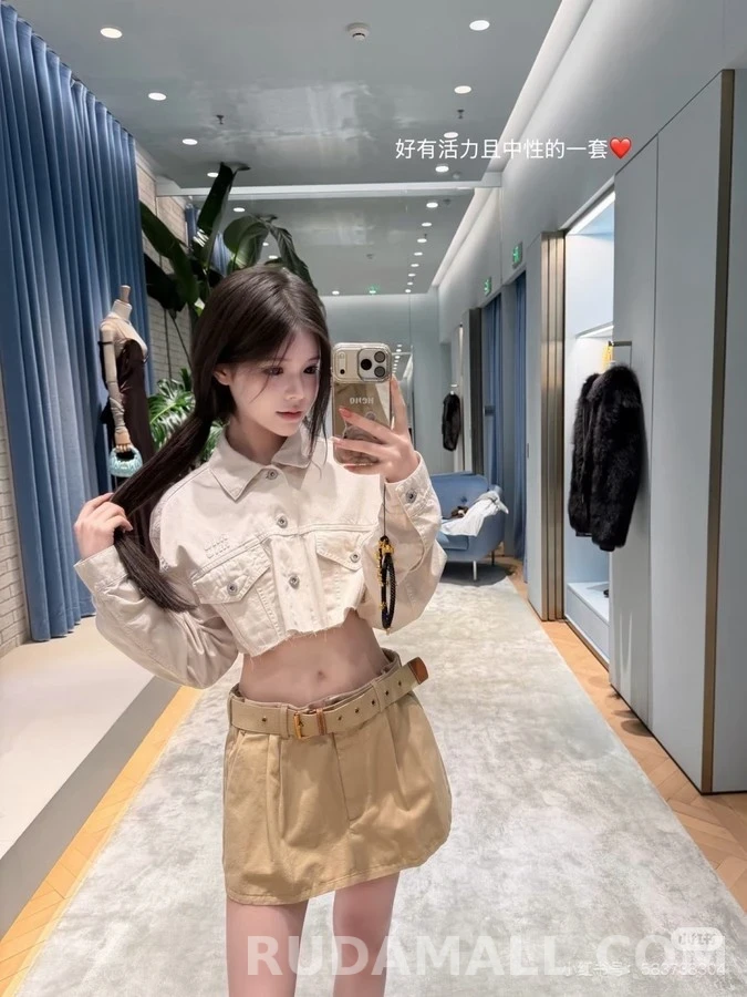 미우미우 미우미우 로고 자수 크롭 데님 자켓 상세 이미지