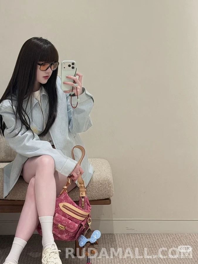 루이비통 루이비통 시그니처 플라워 자수 데님 자켓 상세 이미지