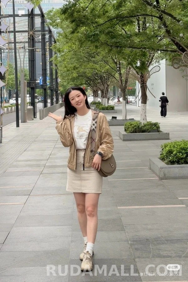 버버리 버버리 전투마 로고 후드 집업 상세 이미지