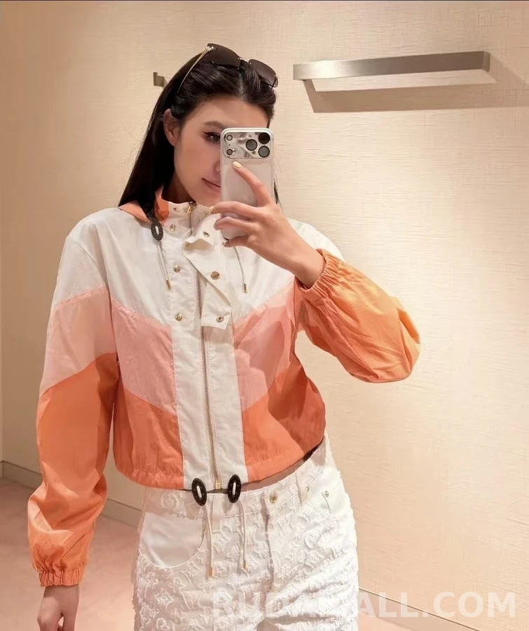 루이비통 루이비통 컬러 블록 후드 자켓 상세 이미지