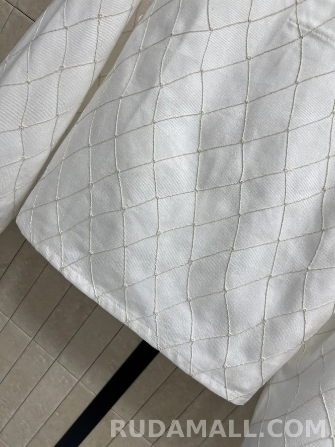 샤넬 샤넬 다이아몬드 퀼팅 데님 긴팔 티셔츠 상세 이미지
