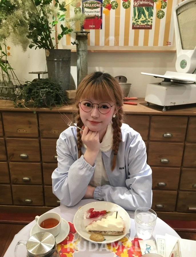 미우미우 미우미우 체크 카라 자켓 상세 이미지