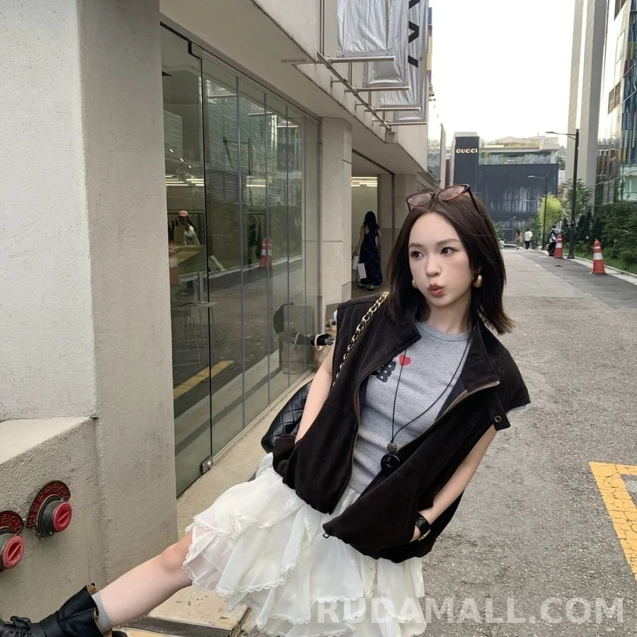발렌시아가 발렌시아가 탈부착 소매 레더 봄버 자켓 상세 이미지