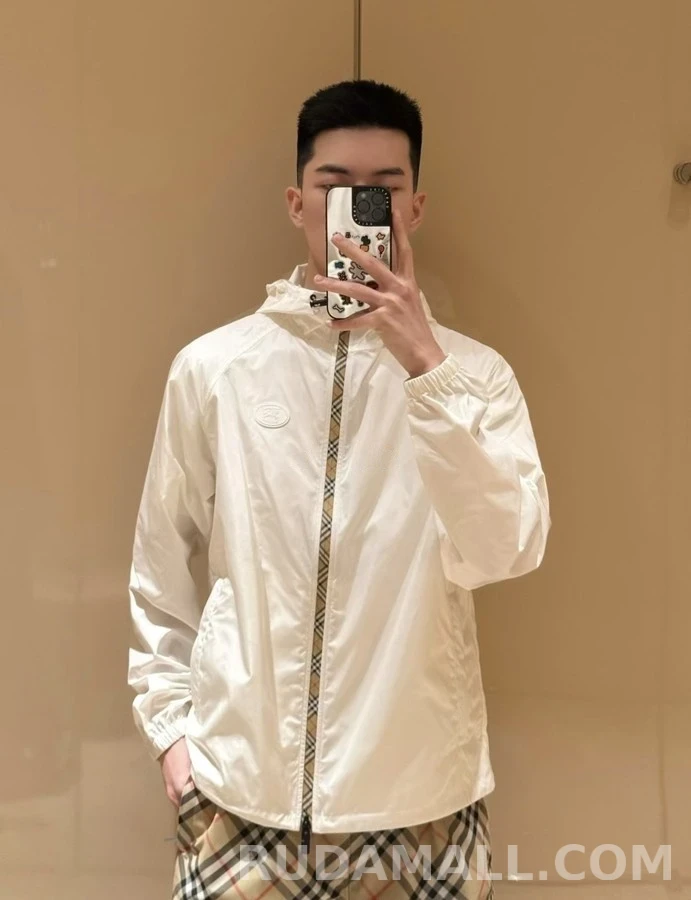 버버리 버버리 체크 나일론 후드 집업 상세 이미지