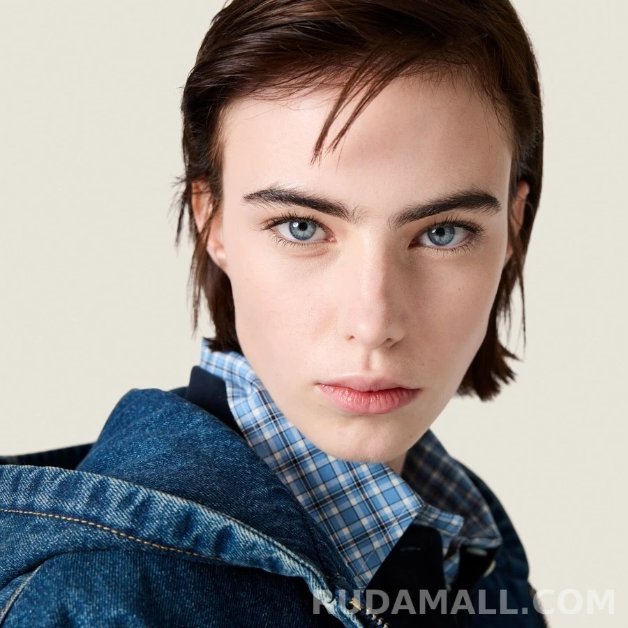 미우미우 미우미우 로고 자수 데님 후드 맨투맨 상세 이미지