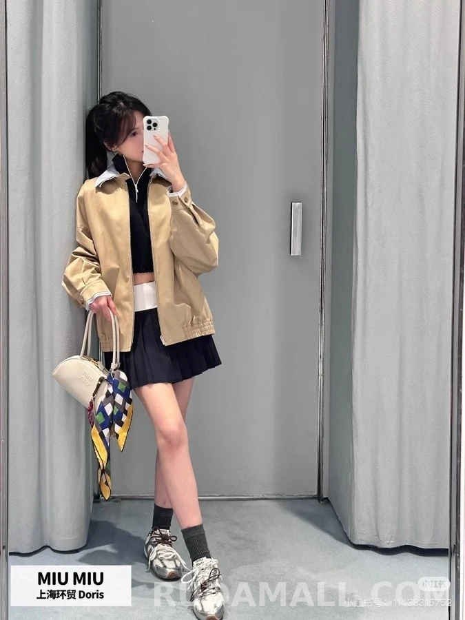 미우미우 미우미우 로고 스트라이프 칼라 자켓 상세 이미지