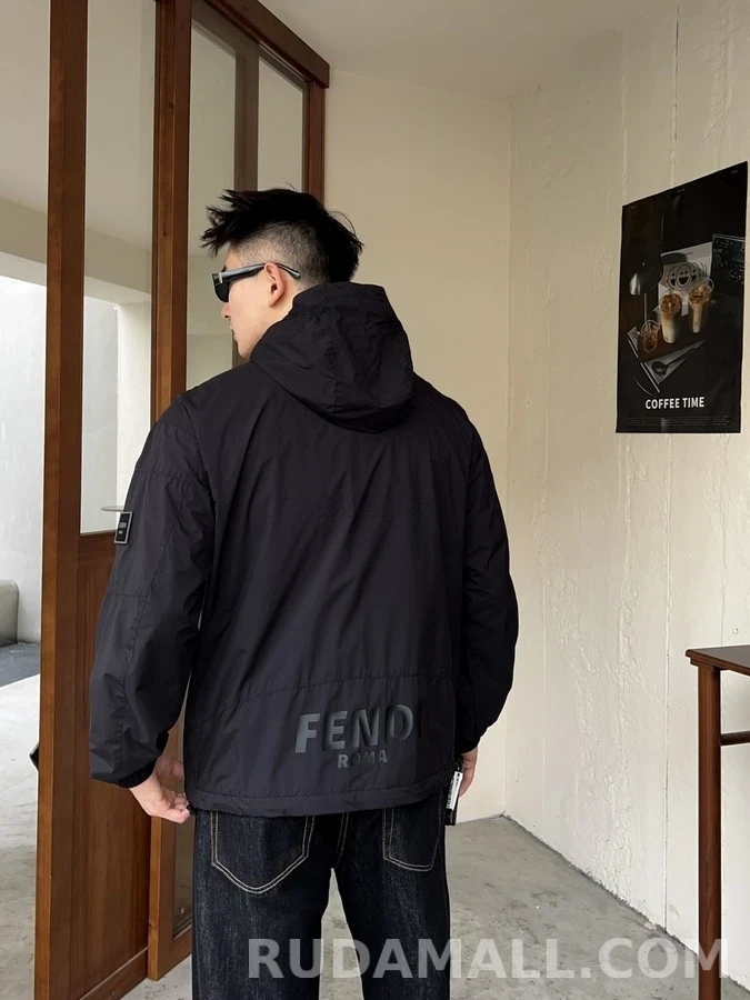 펜디 펜디 로고 후드 자켓 상세 이미지