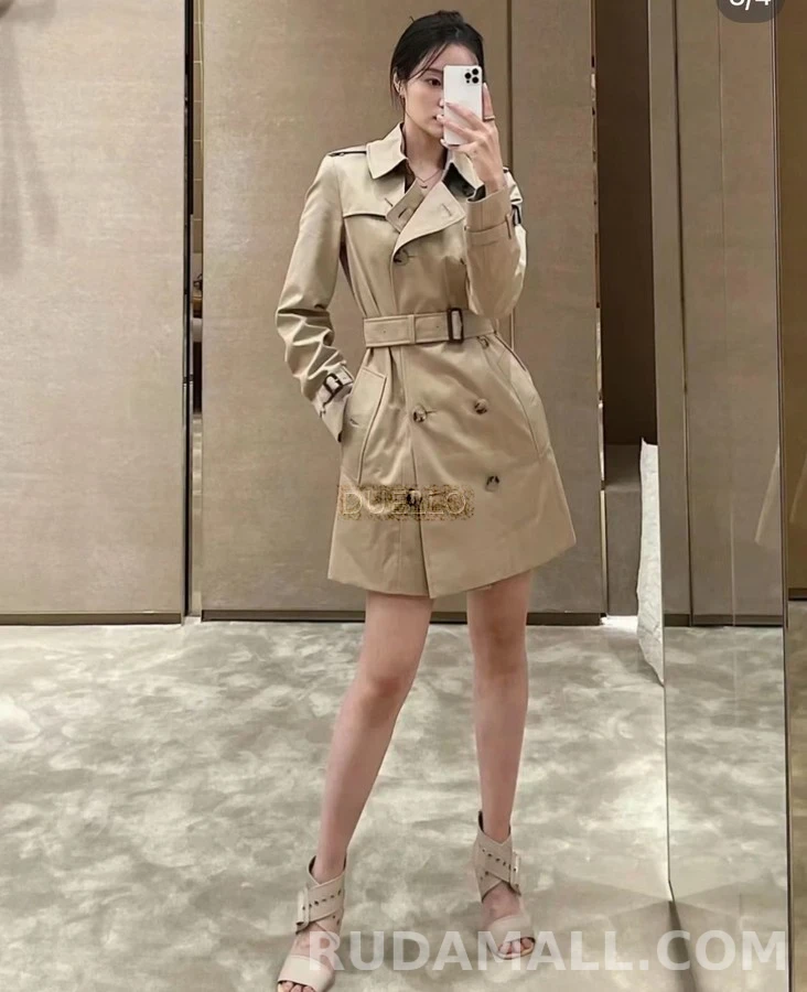 버버리 버버리 켄싱턴 쇼트 트렌치 코트 상세 이미지