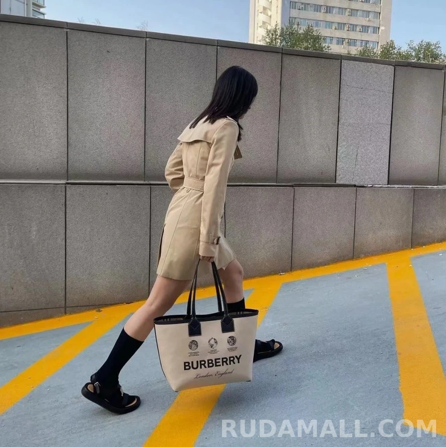 버버리 버버리 켄싱턴 쇼트 트렌치 코트 상세 이미지