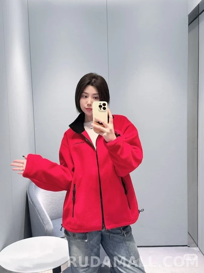 미우미우 미우미우 로고 자수 플리스 자켓 상세 이미지