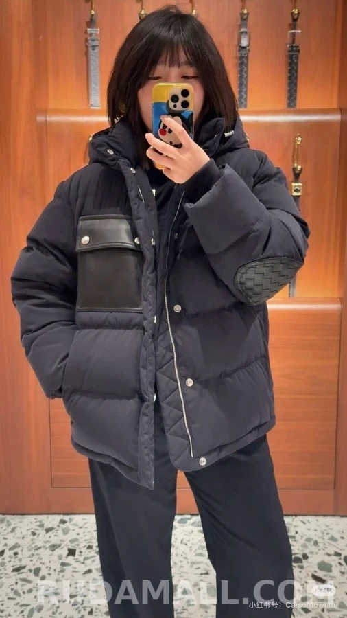 보테가베네타 보테가 베네타 레더 포켓 패딩 자켓 상세 이미지