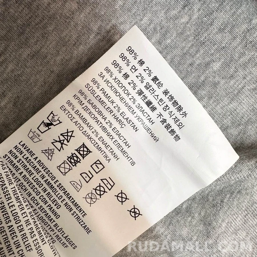 미우미우 미우미우 신상 비비드 오렌지 오버핏 가슴 로고 집업 자켓 상세 이미지